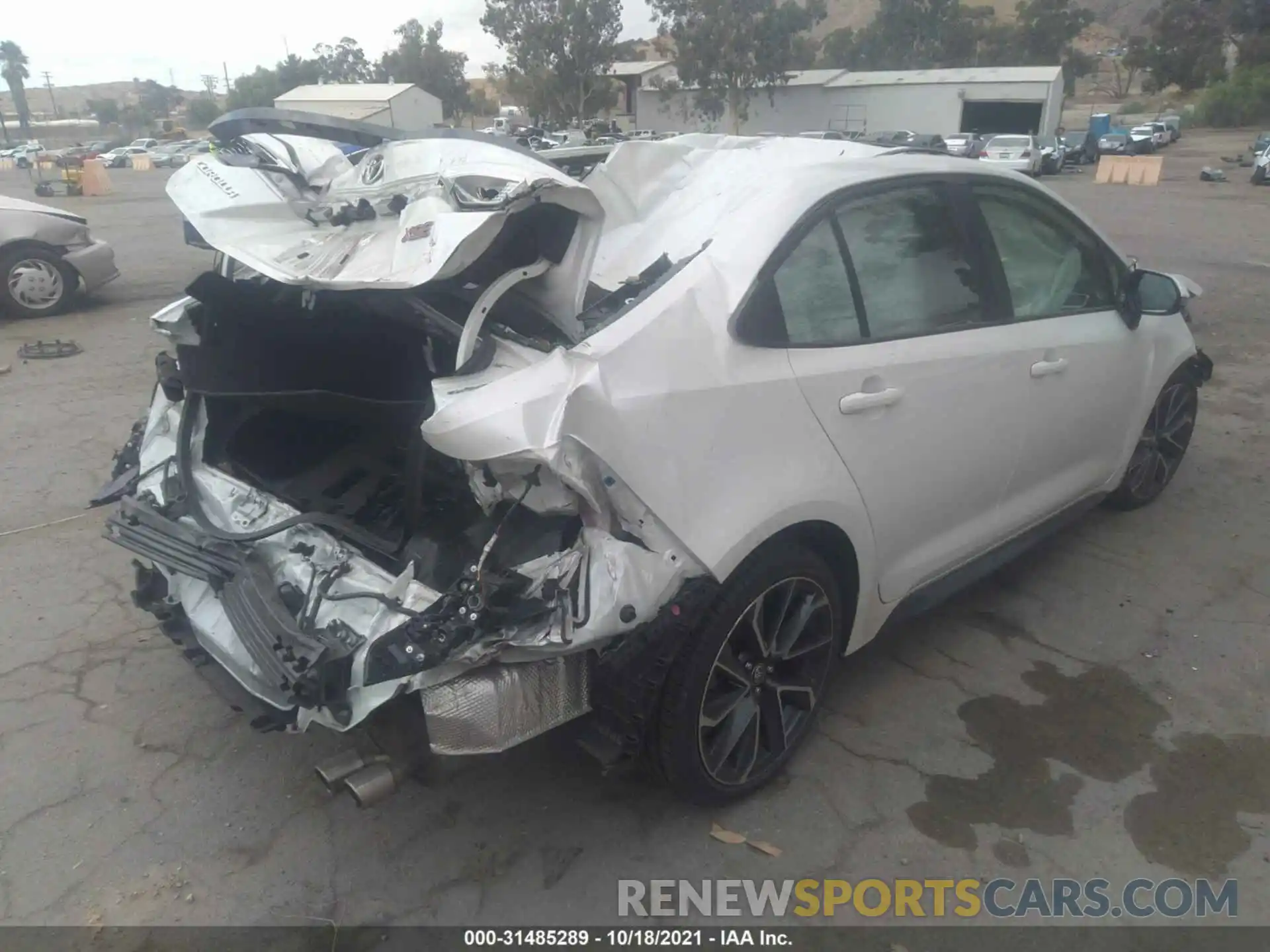 4 Photograph of a damaged car JTDT4RCE9LJ050343 TOYOTA COROLLA 2020