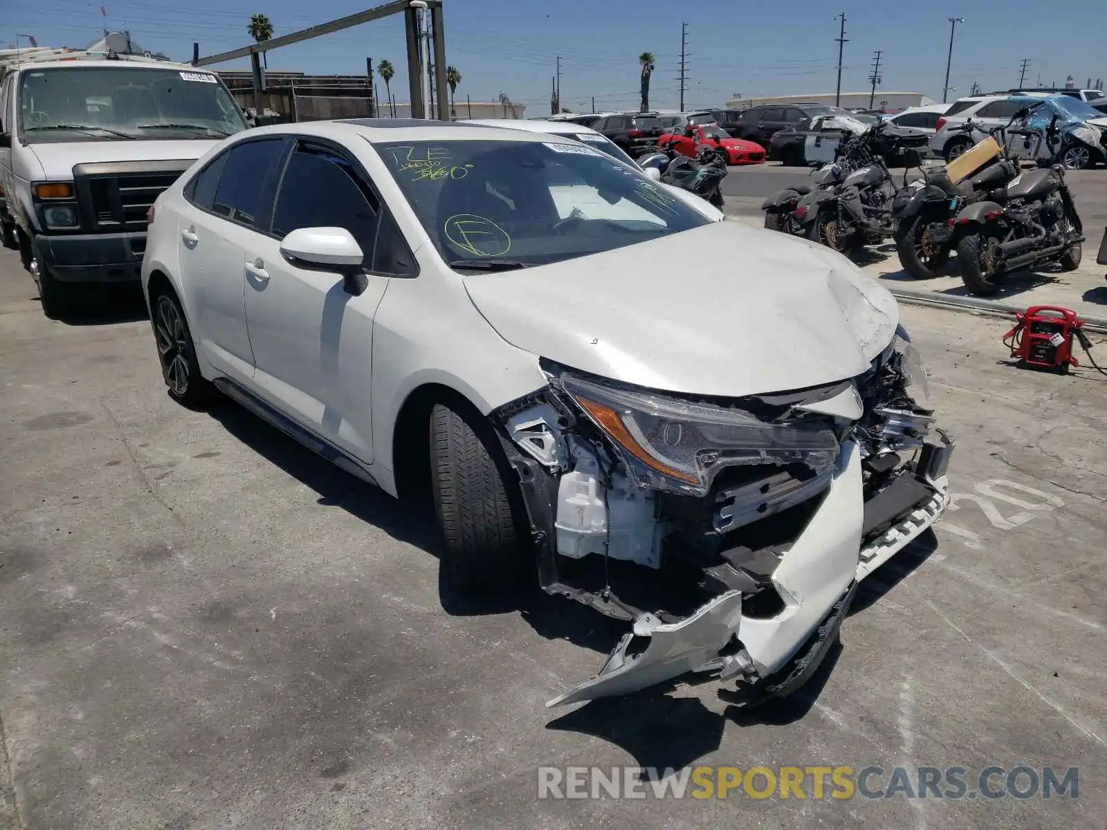 1 Photograph of a damaged car JTDT4RCEXLJ014029 TOYOTA COROLLA 2020