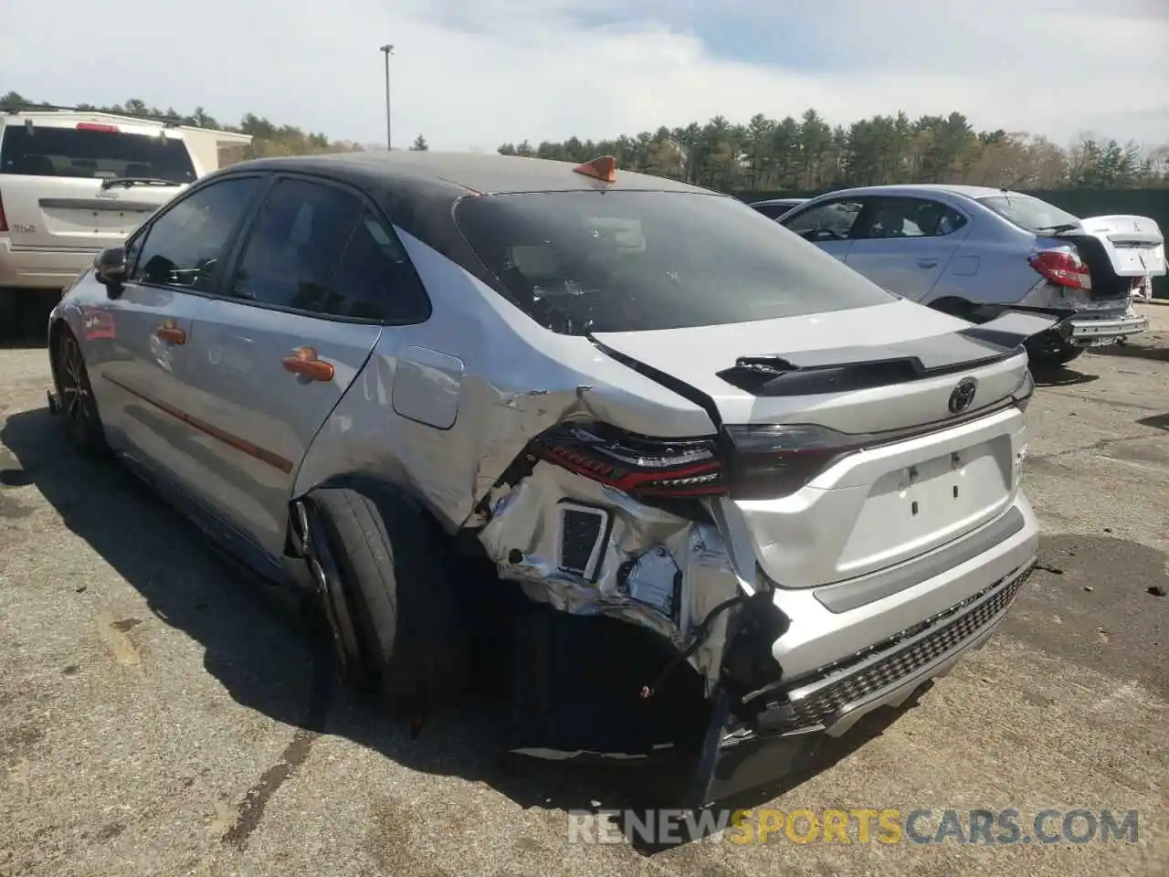 3 Photograph of a damaged car JTDT4RCEXLJ027167 TOYOTA COROLLA 2020