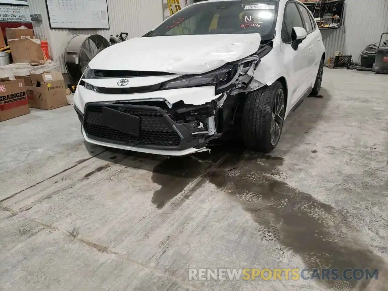 9 Photograph of a damaged car JTDT4RCEXLJ029548 TOYOTA COROLLA 2020