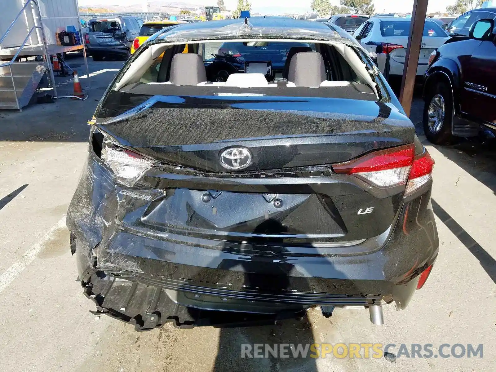 9 Photograph of a damaged car JTDVPRAE0LJ073786 TOYOTA COROLLA 2020