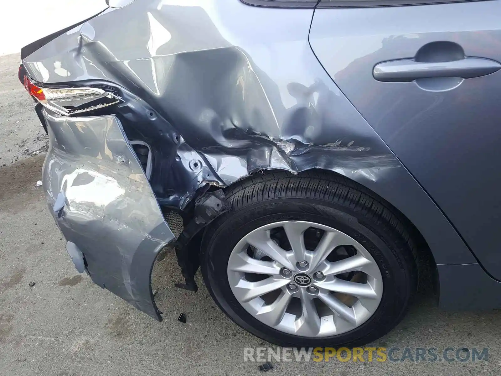 9 Фотография поврежденного автомобиля JTDVPRAE0LJ082522 TOYOTA COROLLA 2020