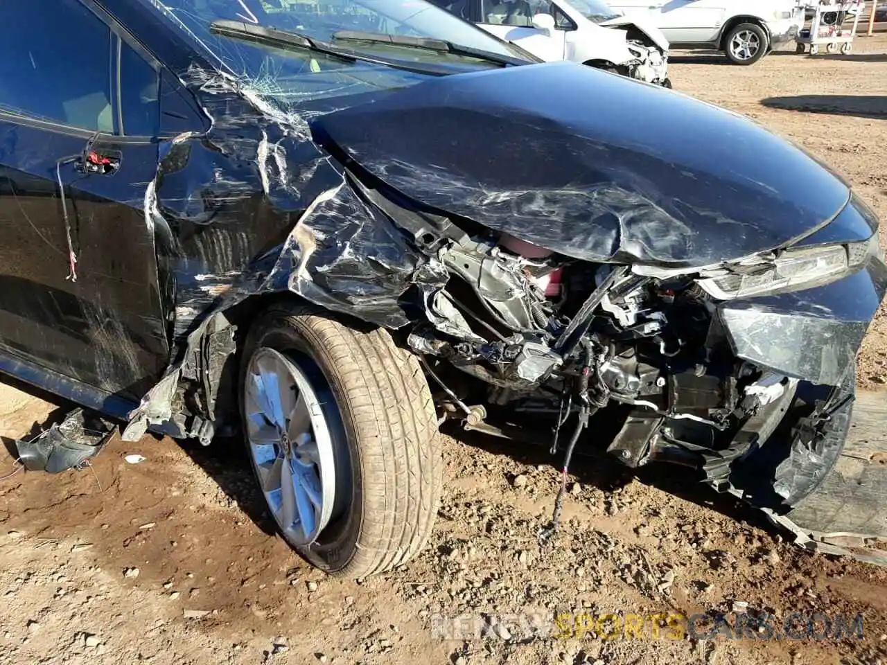 9 Photograph of a damaged car JTDVPRAE0LJ102154 TOYOTA COROLLA 2020