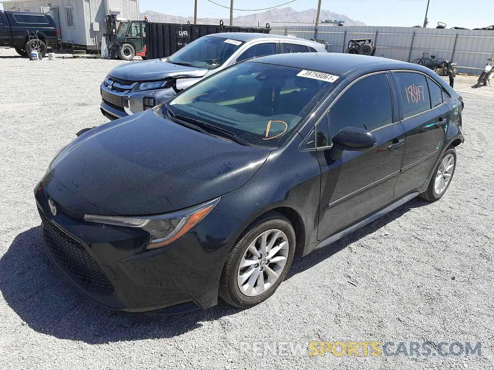 2 Photograph of a damaged car JTDVPRAE0LJ113882 TOYOTA COROLLA 2020