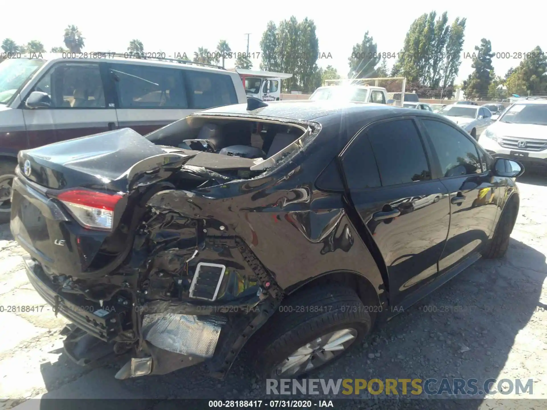 4 Photograph of a damaged car JTDVPRAE1LJ076910 TOYOTA COROLLA 2020