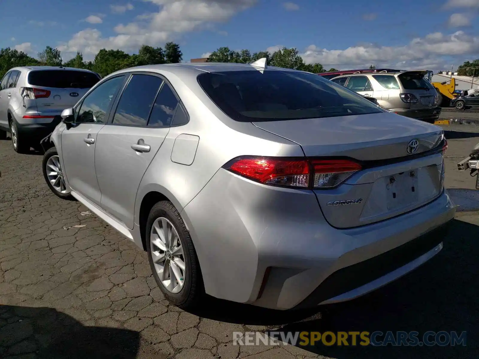 3 Photograph of a damaged car JTDVPRAE1LJ076969 TOYOTA COROLLA 2020