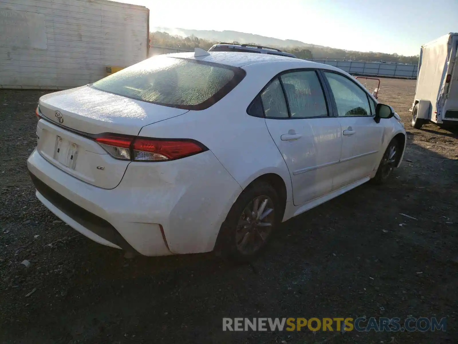 4 Photograph of a damaged car JTDVPRAE1LJ091911 TOYOTA COROLLA 2020