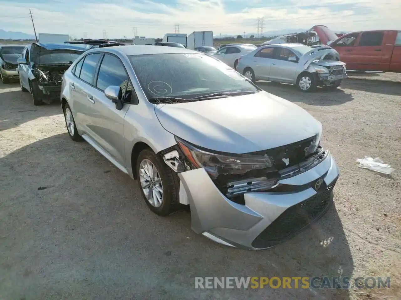 1 Photograph of a damaged car JTDVPRAE1LJ095778 TOYOTA COROLLA 2020