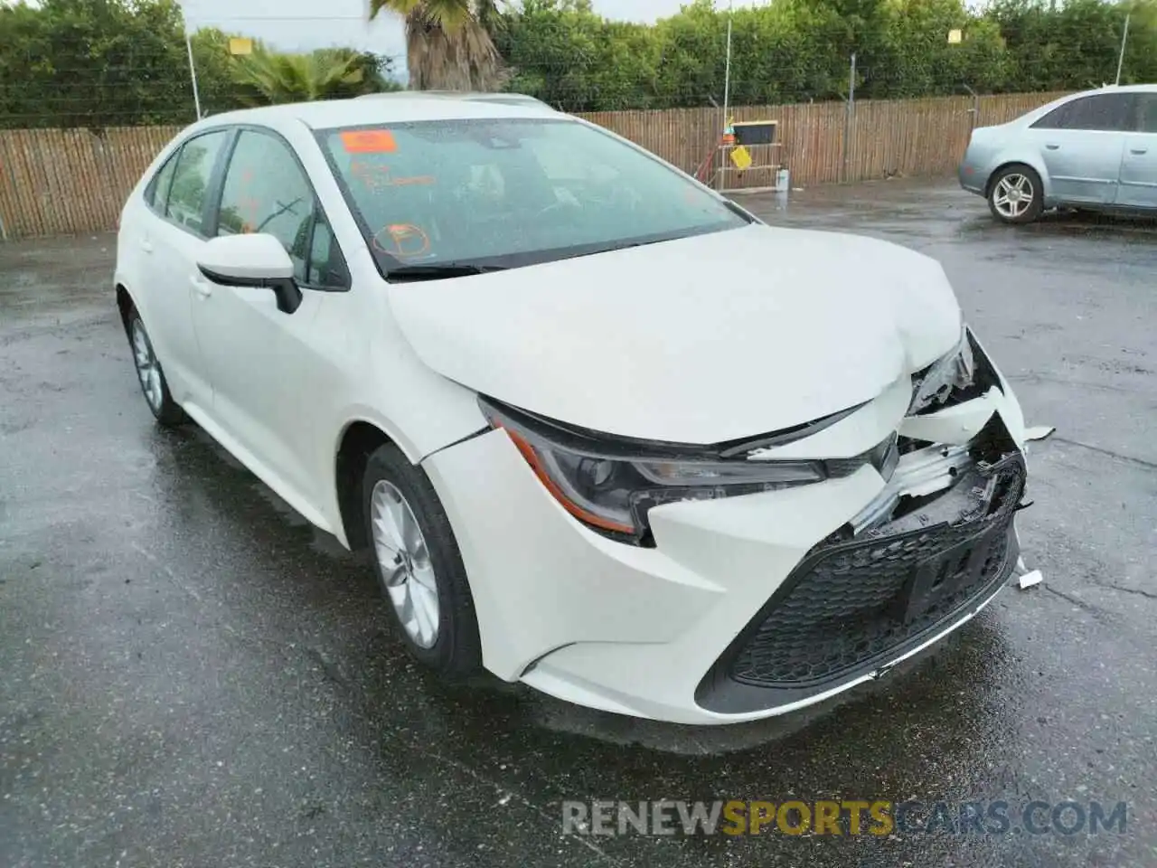 1 Photograph of a damaged car JTDVPRAE1LJ097997 TOYOTA COROLLA 2020