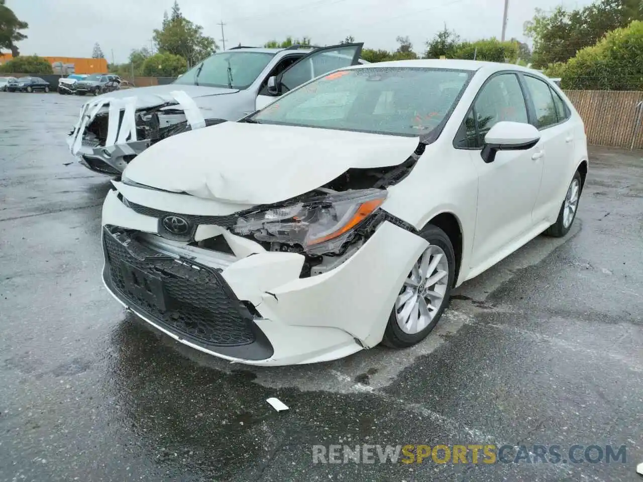 2 Photograph of a damaged car JTDVPRAE1LJ097997 TOYOTA COROLLA 2020