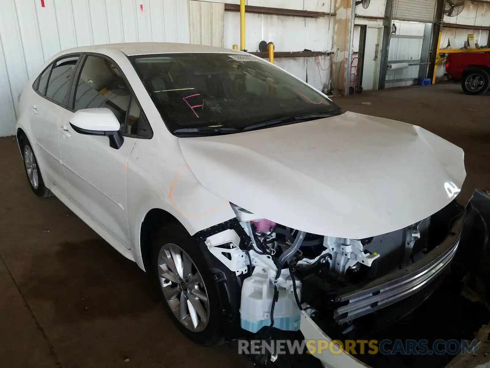 1 Photograph of a damaged car JTDVPRAE1LJ099586 TOYOTA COROLLA 2020