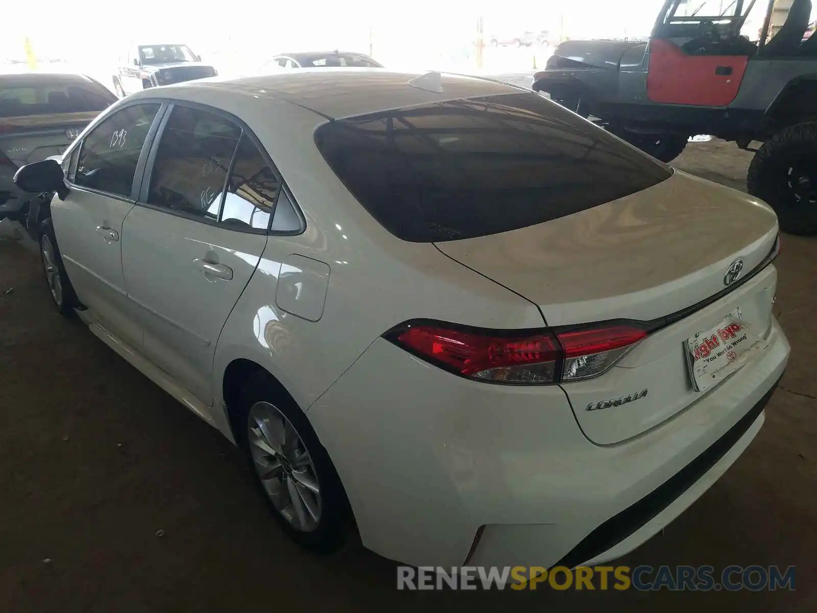 3 Photograph of a damaged car JTDVPRAE1LJ099586 TOYOTA COROLLA 2020