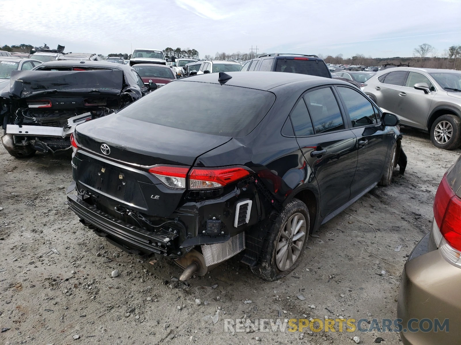 4 Photograph of a damaged car JTDVPRAE1LJ111638 TOYOTA COROLLA 2020