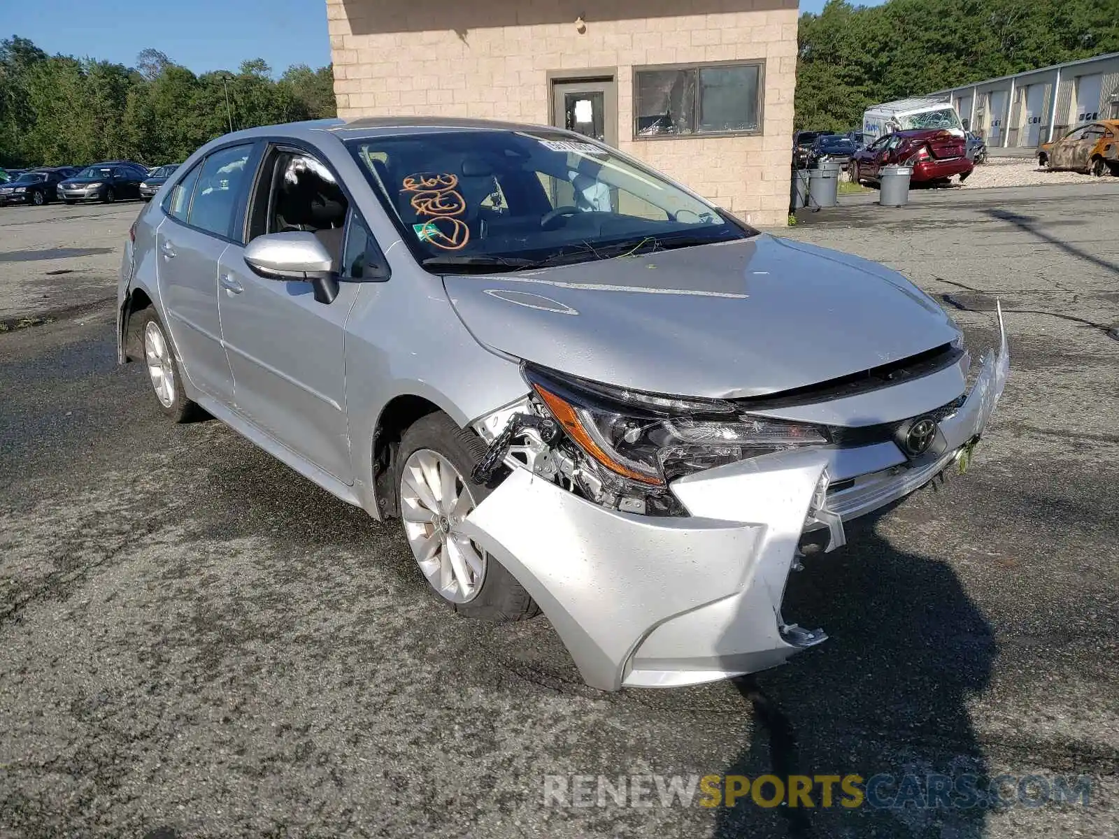 1 Photograph of a damaged car JTDVPRAE1LJ114300 TOYOTA COROLLA 2020