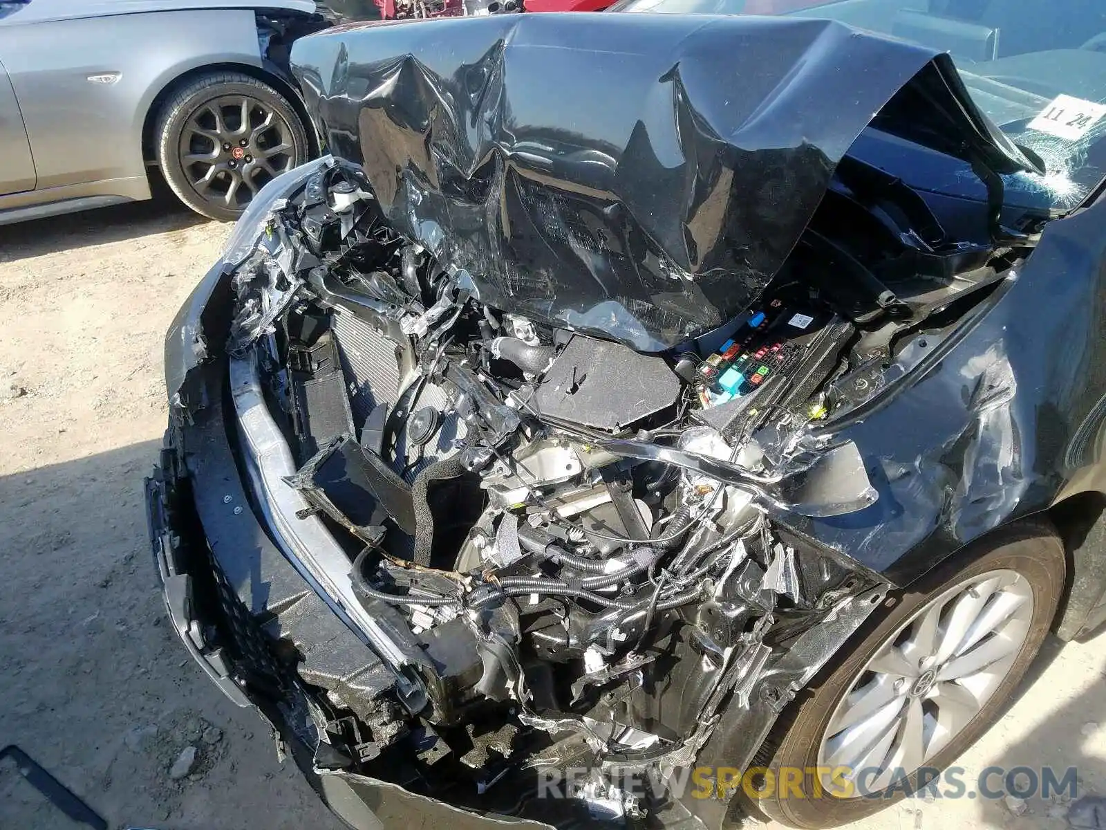 9 Photograph of a damaged car JTDVPRAE2LJ073904 TOYOTA COROLLA 2020