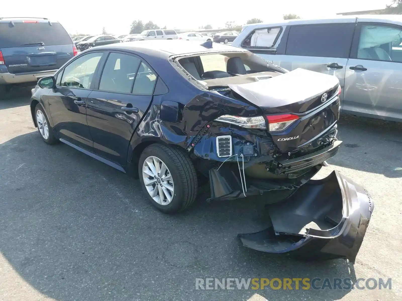 3 Photograph of a damaged car JTDVPRAE2LJ105301 TOYOTA COROLLA 2020