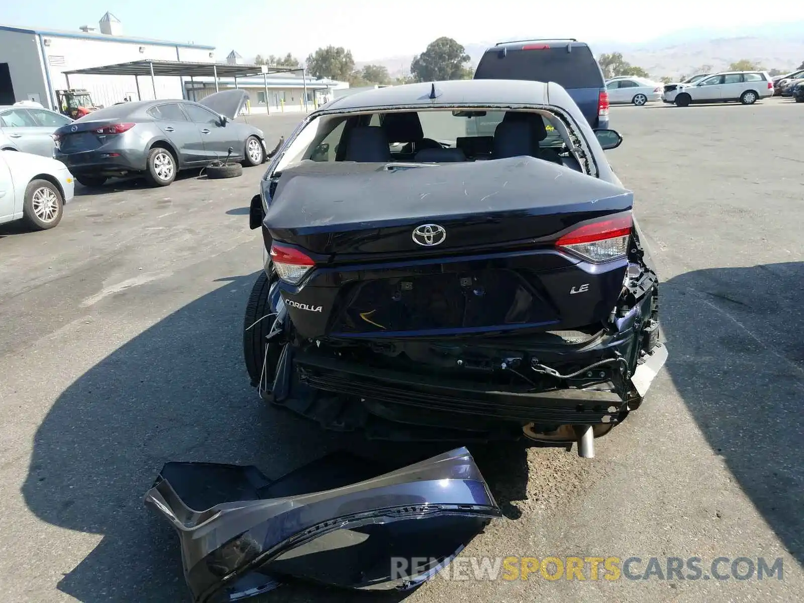 9 Photograph of a damaged car JTDVPRAE2LJ105301 TOYOTA COROLLA 2020