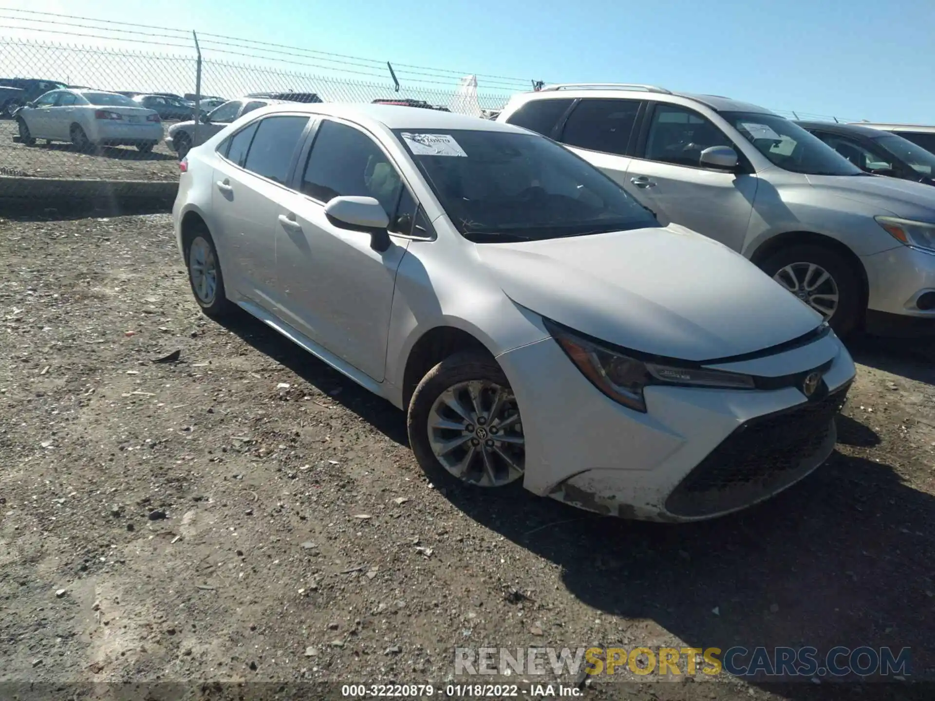 1 Photograph of a damaged car JTDVPRAE3LJ106117 TOYOTA COROLLA 2020