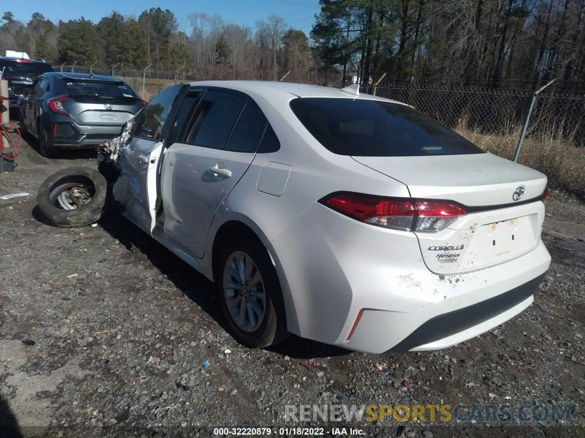 3 Photograph of a damaged car JTDVPRAE3LJ106117 TOYOTA COROLLA 2020