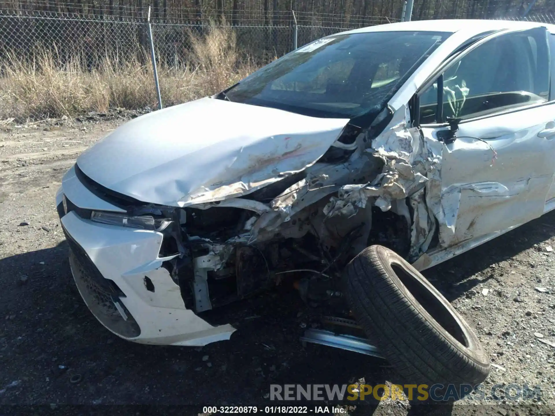 6 Photograph of a damaged car JTDVPRAE3LJ106117 TOYOTA COROLLA 2020