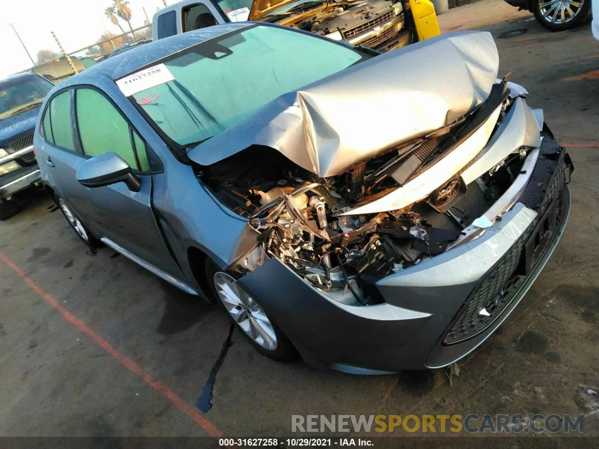 1 Photograph of a damaged car JTDVPRAE3LJ114752 TOYOTA COROLLA 2020