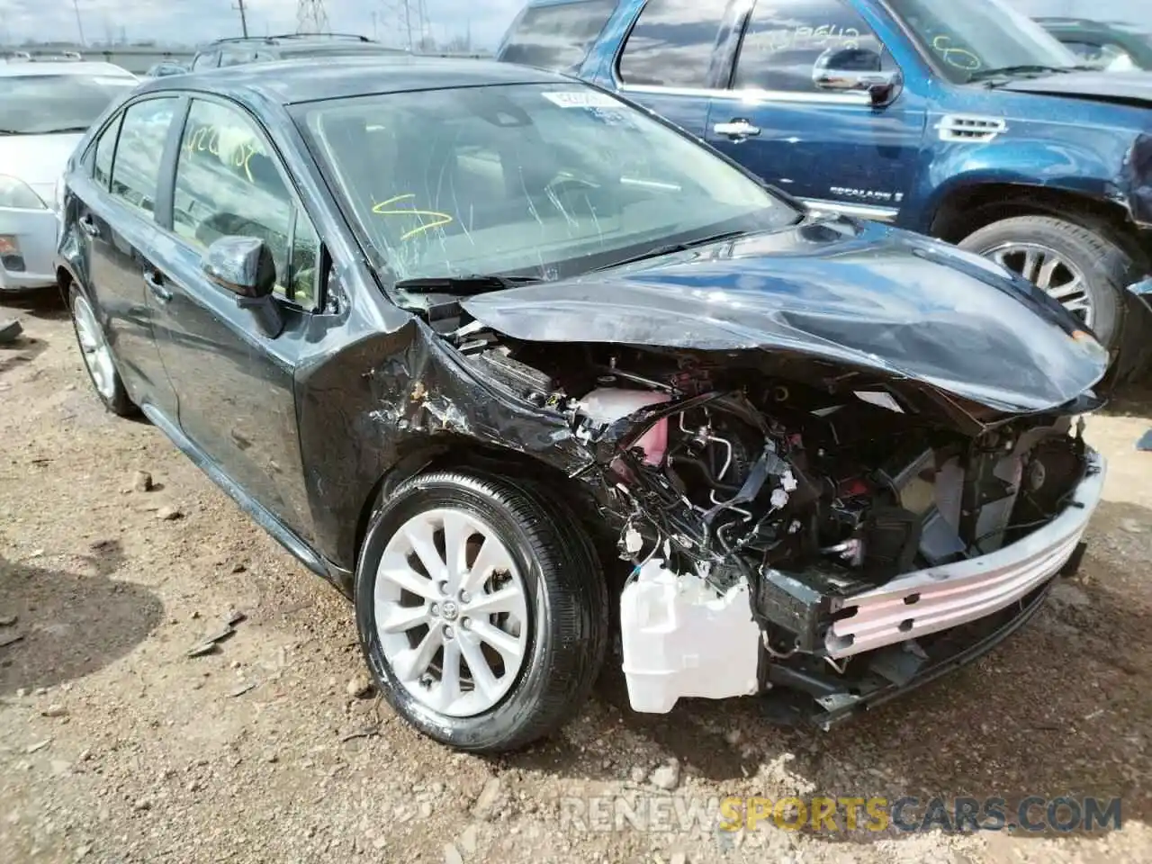 1 Photograph of a damaged car JTDVPRAE5LJ078238 TOYOTA COROLLA 2020