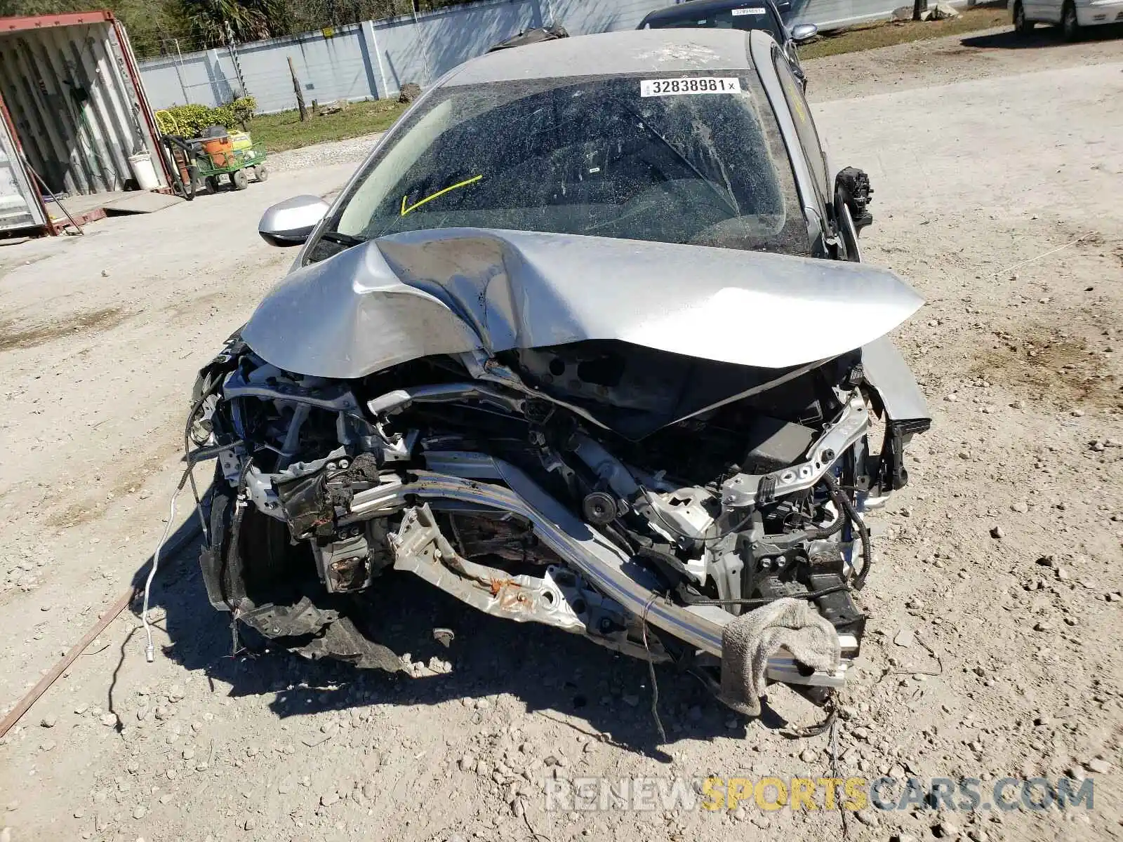 9 Photograph of a damaged car JTDVPRAE5LJ098683 TOYOTA COROLLA 2020