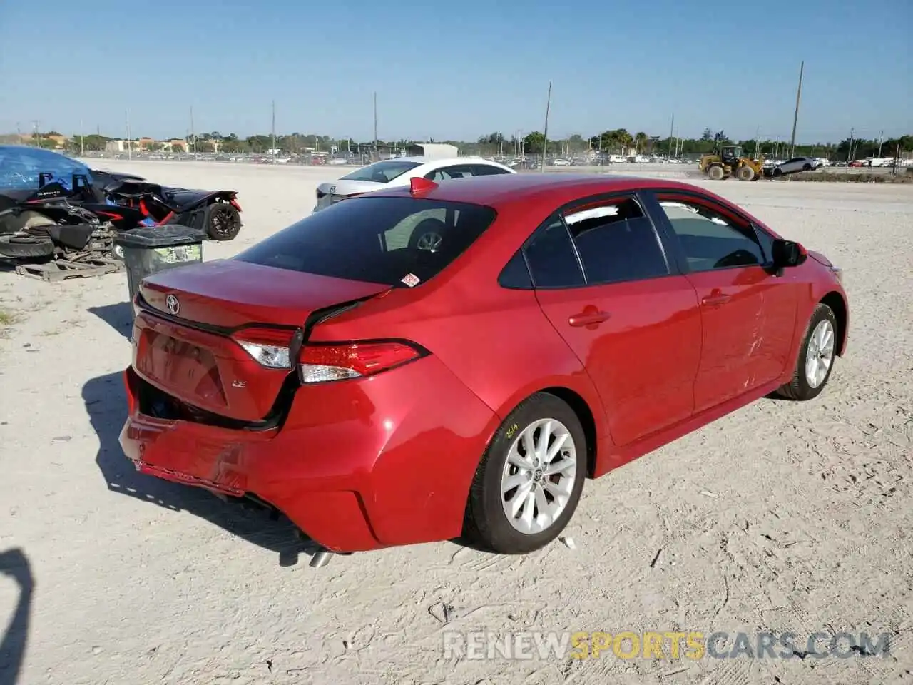 4 Photograph of a damaged car JTDVPRAE5LJ109584 TOYOTA COROLLA 2020