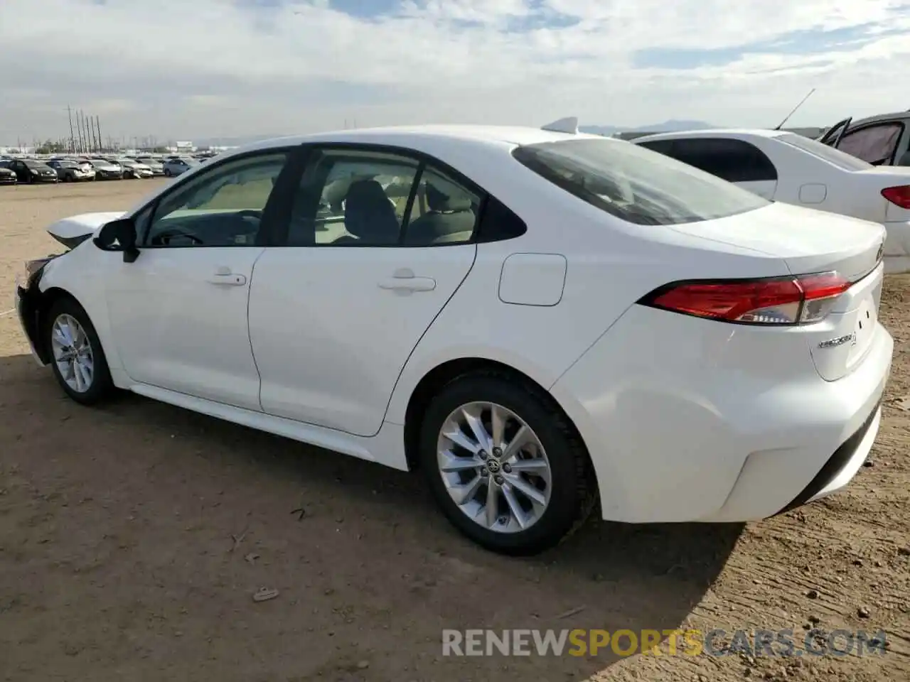 2 Photograph of a damaged car JTDVPRAE5LJ114820 TOYOTA COROLLA 2020