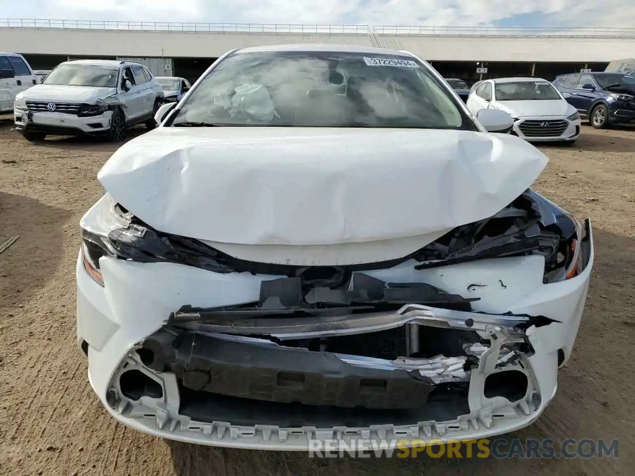 5 Photograph of a damaged car JTDVPRAE5LJ114820 TOYOTA COROLLA 2020