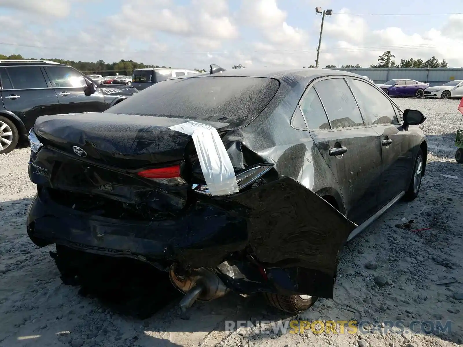 4 Photograph of a damaged car JTDVPRAE7LJ107156 TOYOTA COROLLA 2020