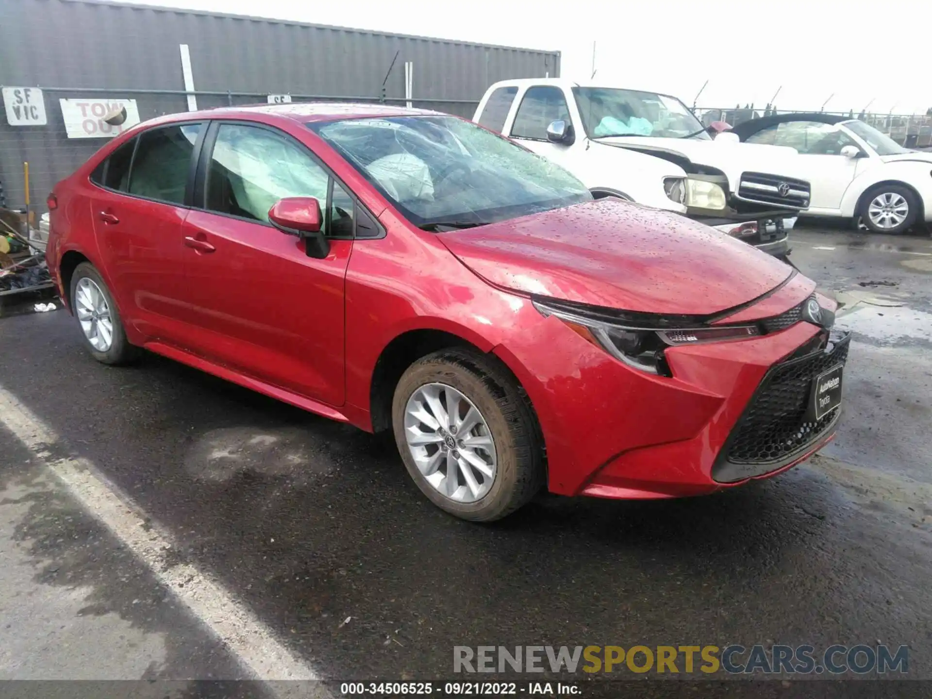 1 Photograph of a damaged car JTDVPRAE8LJ097740 TOYOTA COROLLA 2020