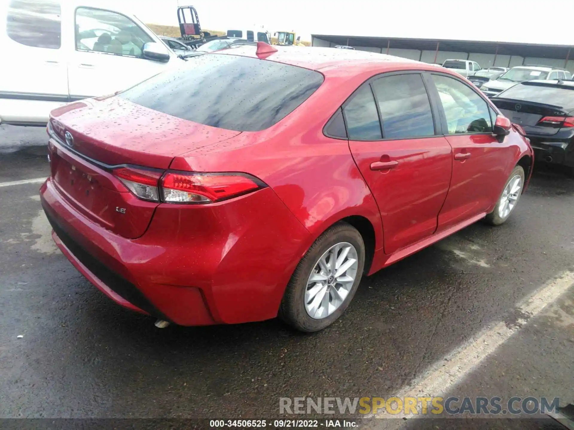 4 Photograph of a damaged car JTDVPRAE8LJ097740 TOYOTA COROLLA 2020