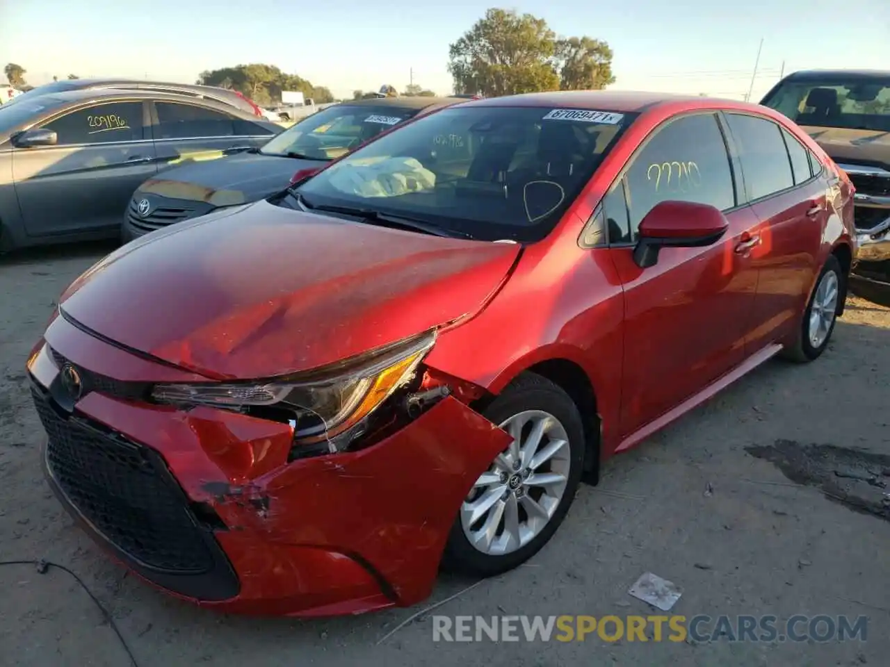 2 Photograph of a damaged car JTDVPRAE8LJ112298 TOYOTA COROLLA 2020