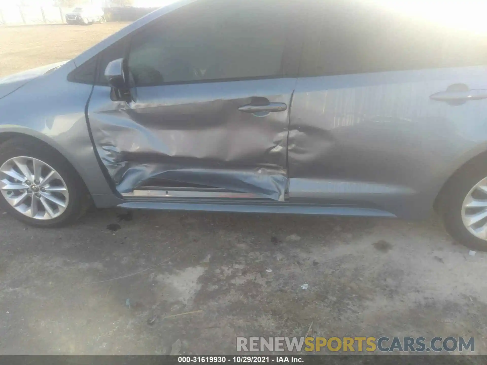 6 Photograph of a damaged car JTDVPRAE9LJ094555 TOYOTA COROLLA 2020