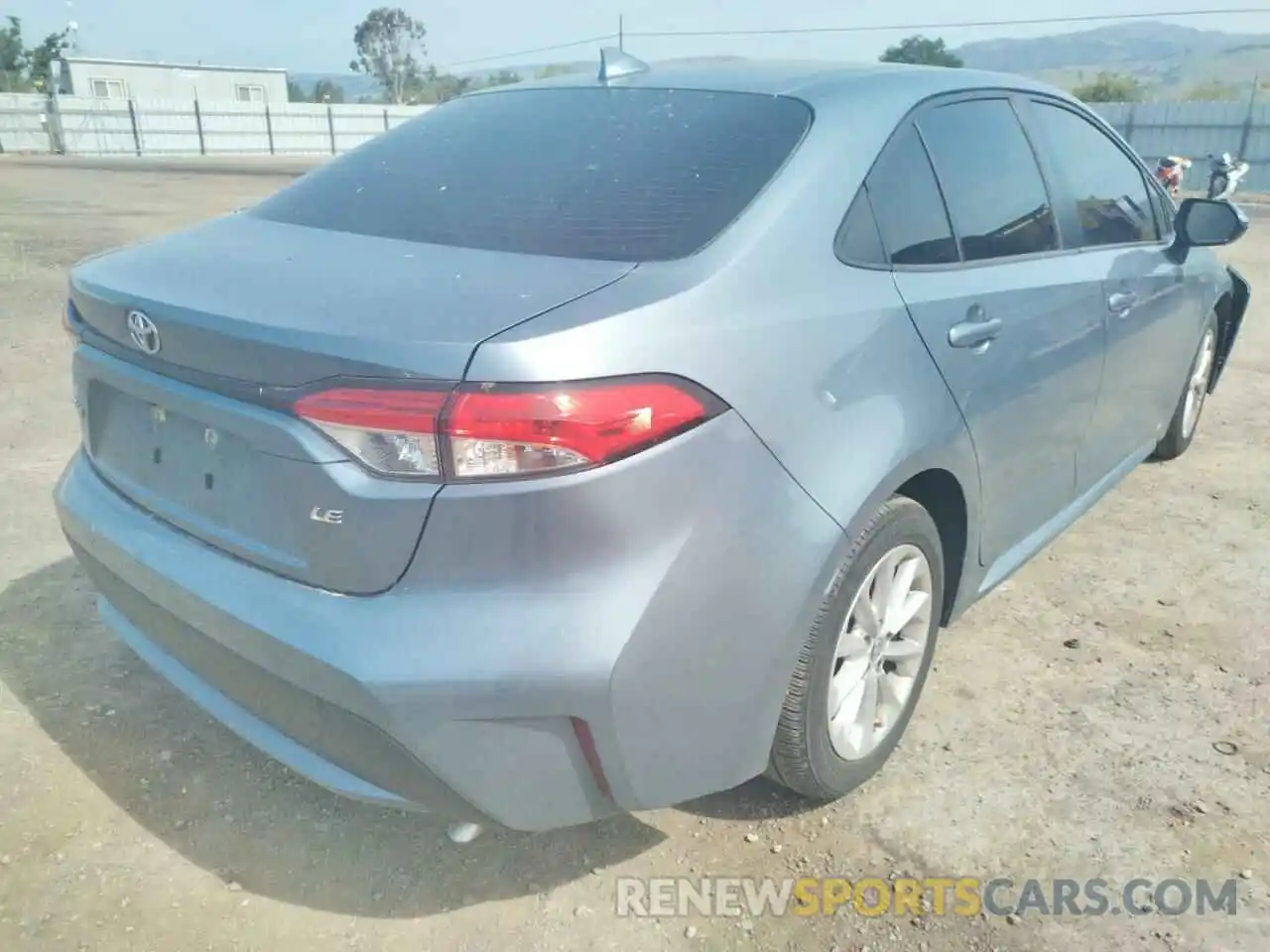 4 Photograph of a damaged car JTDVPRAE9LJ095785 TOYOTA COROLLA 2020