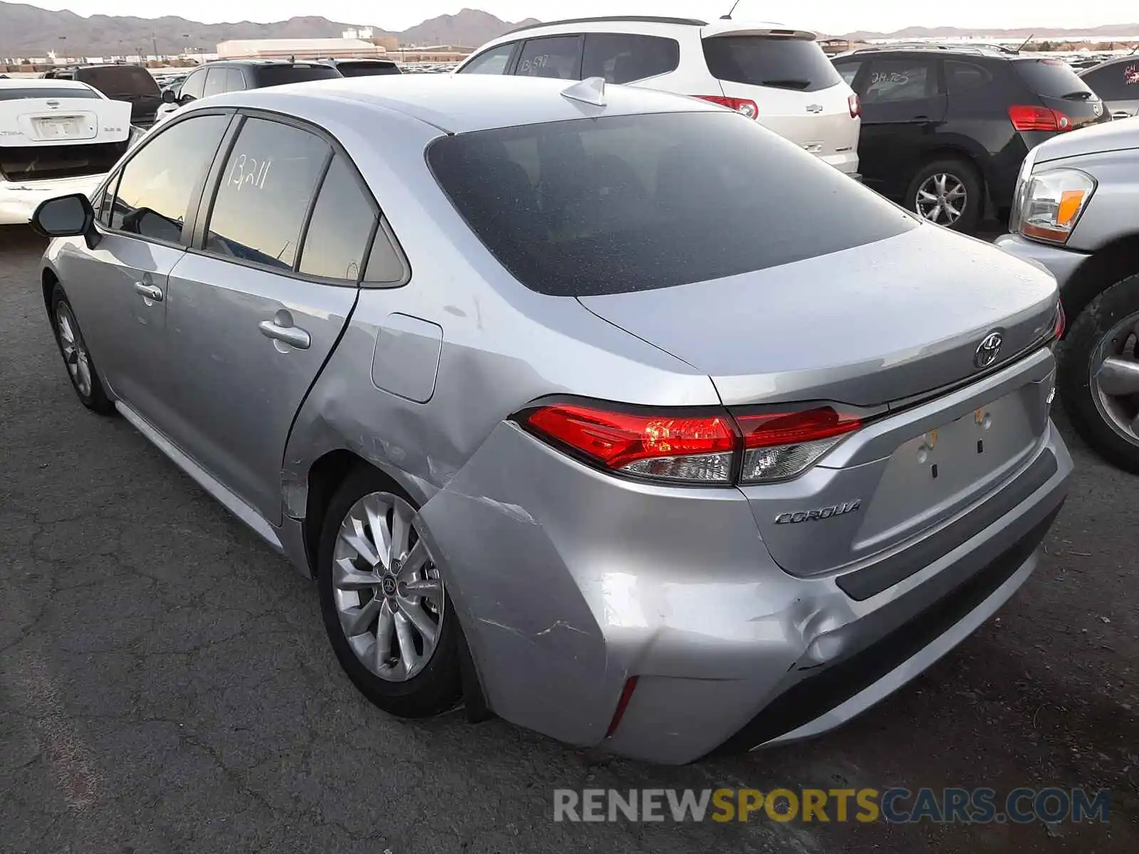 3 Photograph of a damaged car JTDVPRAE9LJ108941 TOYOTA COROLLA 2020