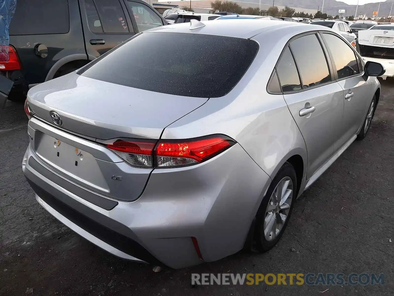 4 Photograph of a damaged car JTDVPRAE9LJ108941 TOYOTA COROLLA 2020