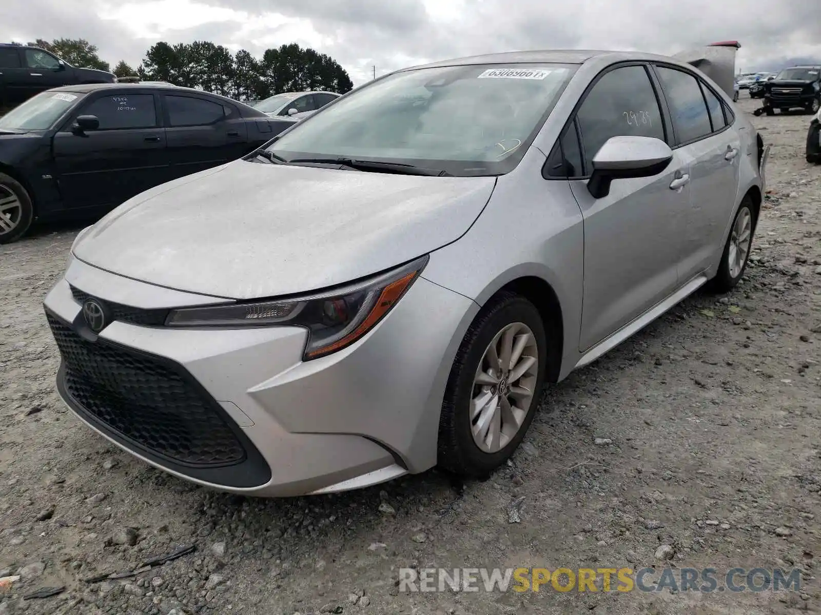 2 Photograph of a damaged car JTDVPRAE9LJ116599 TOYOTA COROLLA 2020