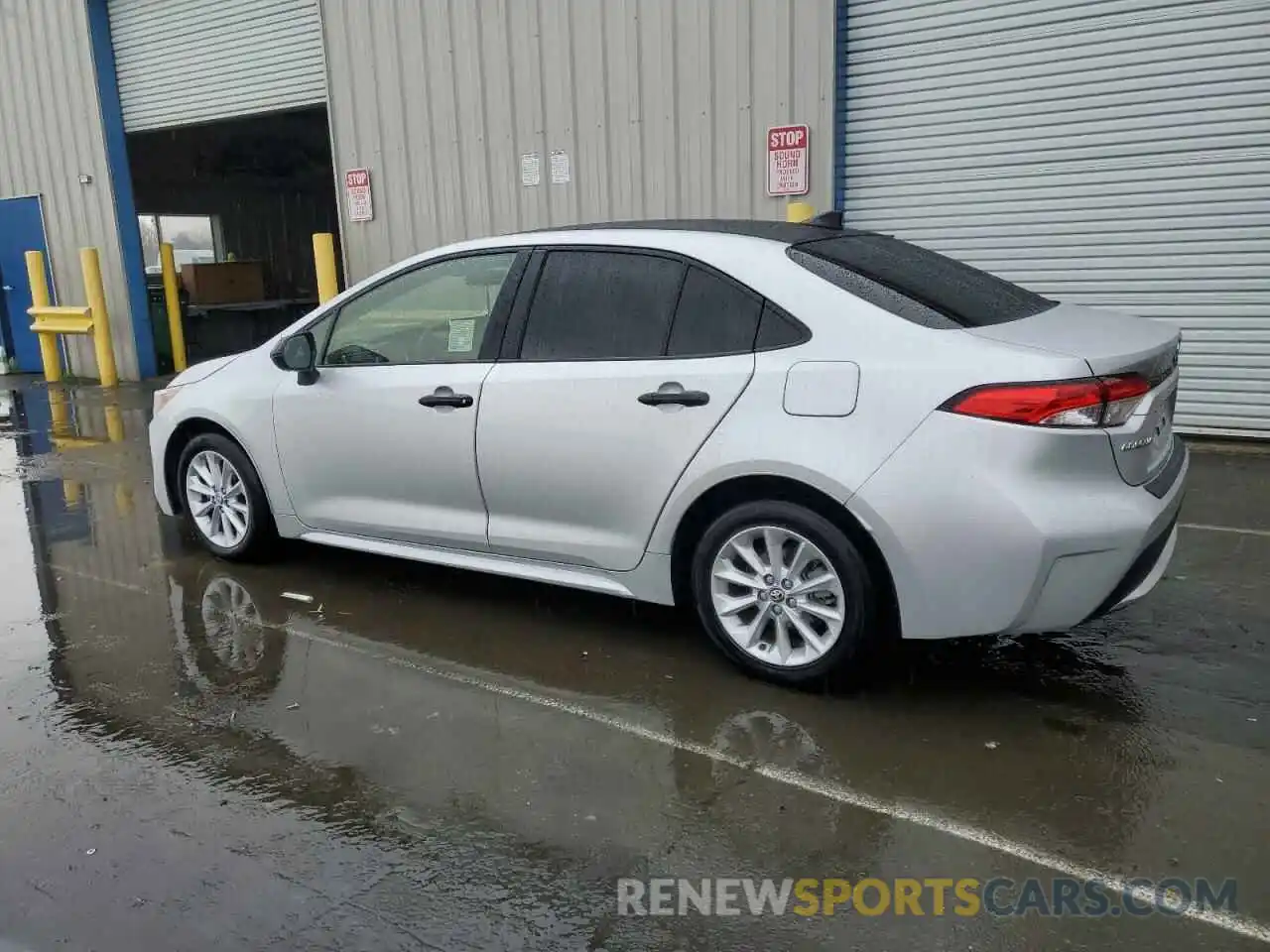 2 Photograph of a damaged car JTDVPRAEXLJ074010 TOYOTA COROLLA 2020