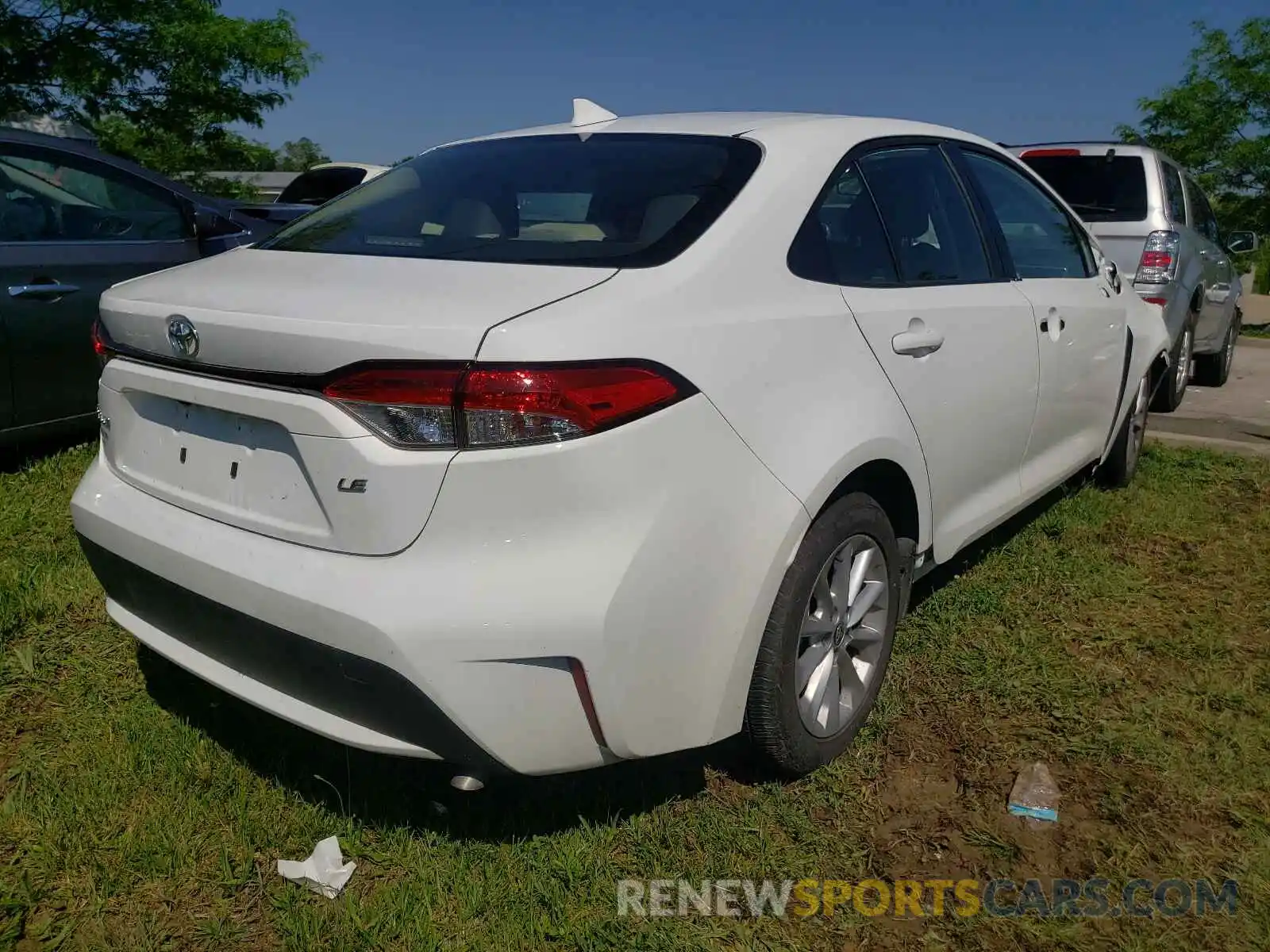 4 Photograph of a damaged car JTDVPRAEXLJ085962 TOYOTA COROLLA 2020