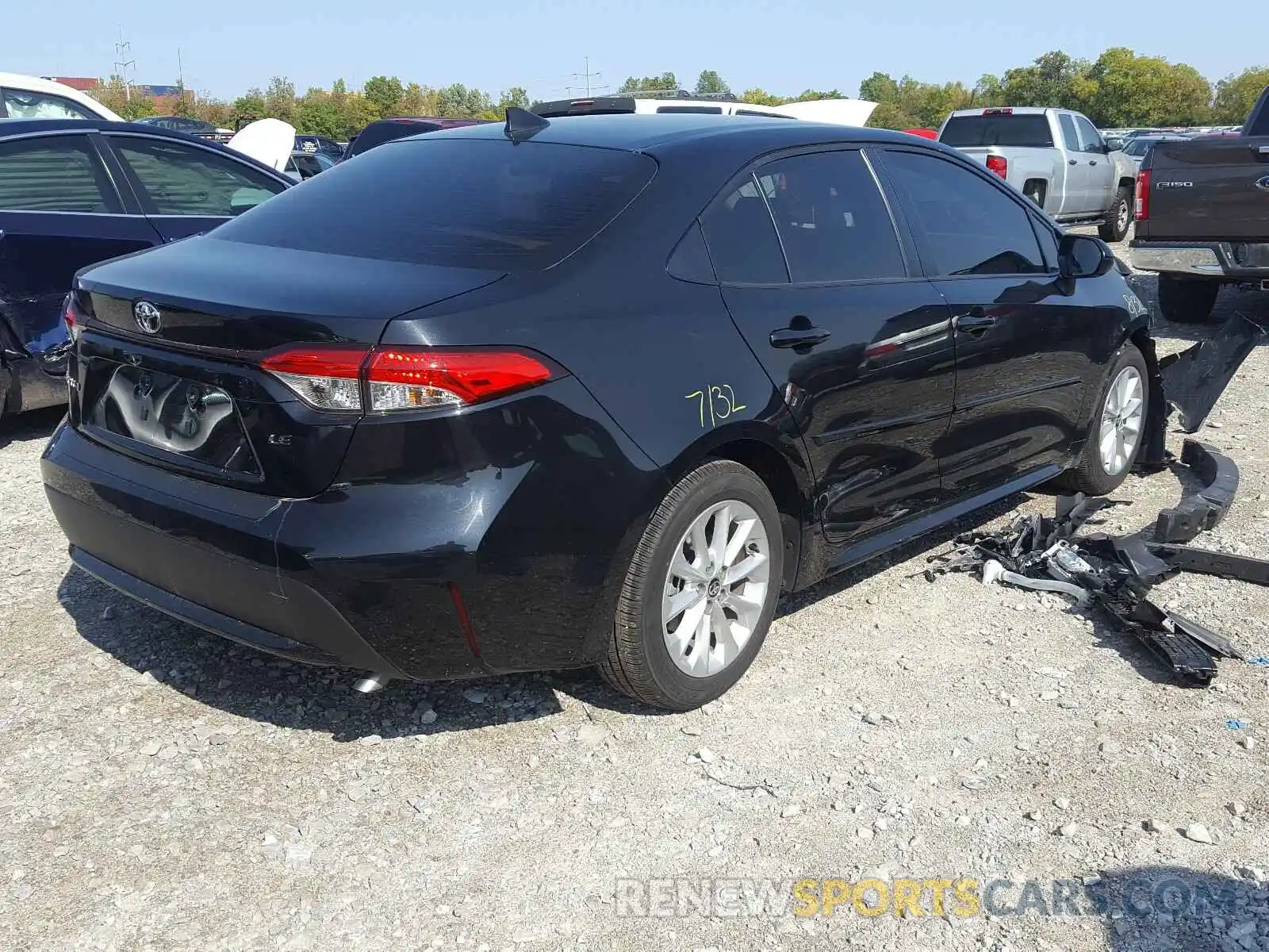 4 Photograph of a damaged car JTDVPRAEXLJ087517 TOYOTA COROLLA 2020