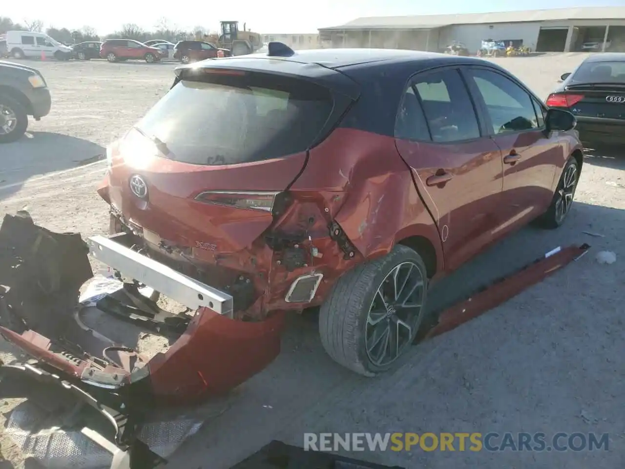 4 Photograph of a damaged car JTNA4RBE2L3087663 TOYOTA COROLLA 2020