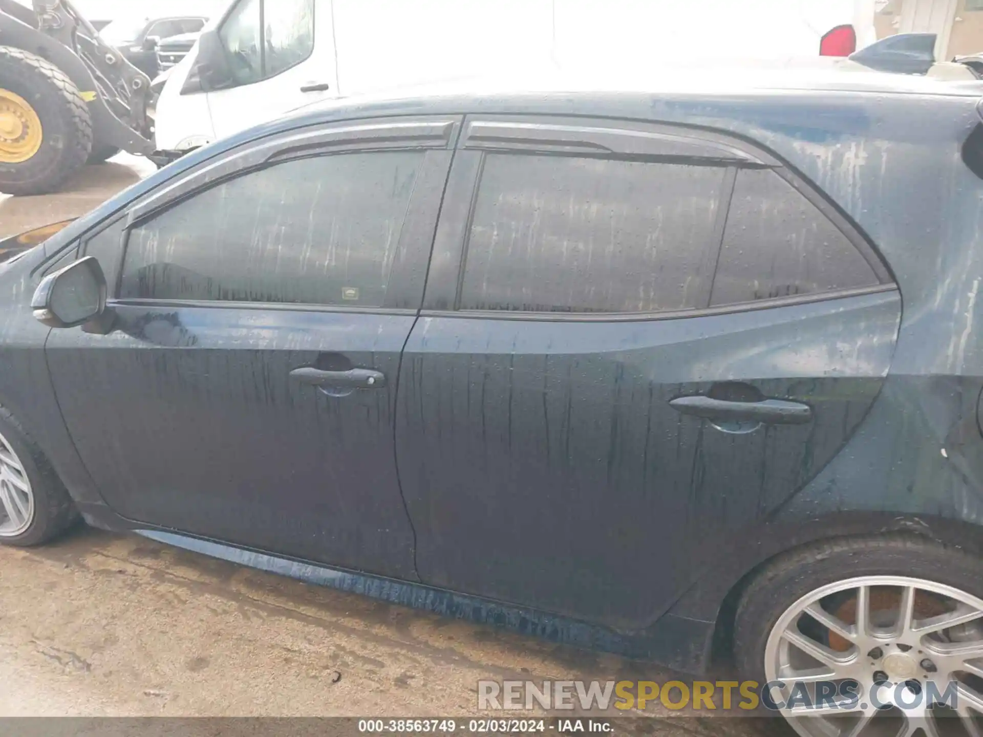 15 Photograph of a damaged car JTNA4RBE2L3094547 TOYOTA COROLLA 2020