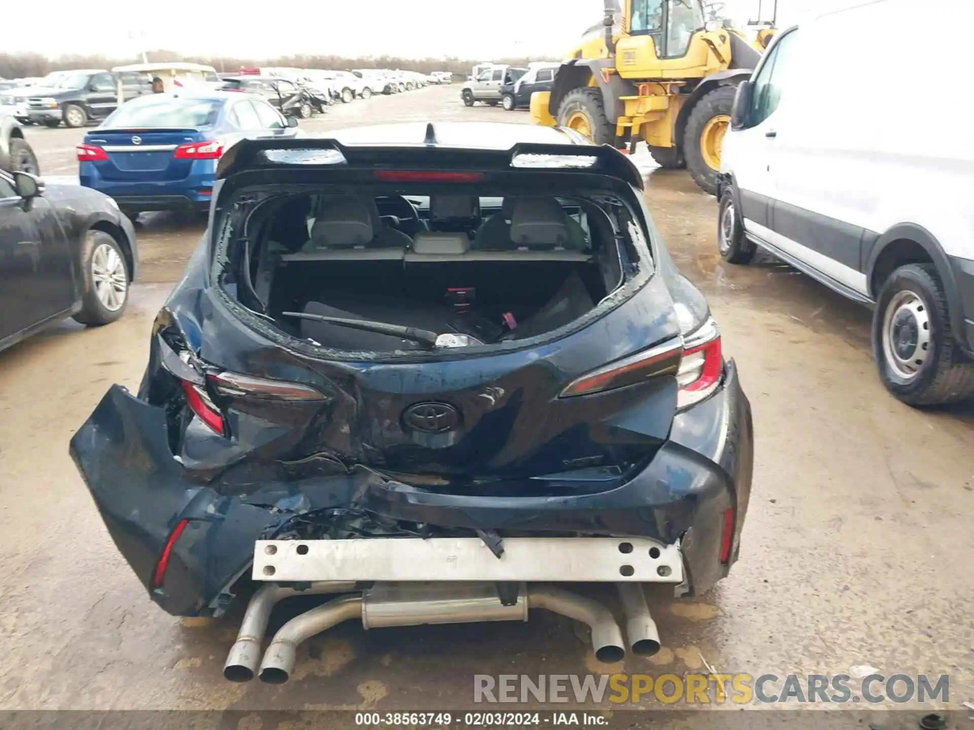 17 Photograph of a damaged car JTNA4RBE2L3094547 TOYOTA COROLLA 2020