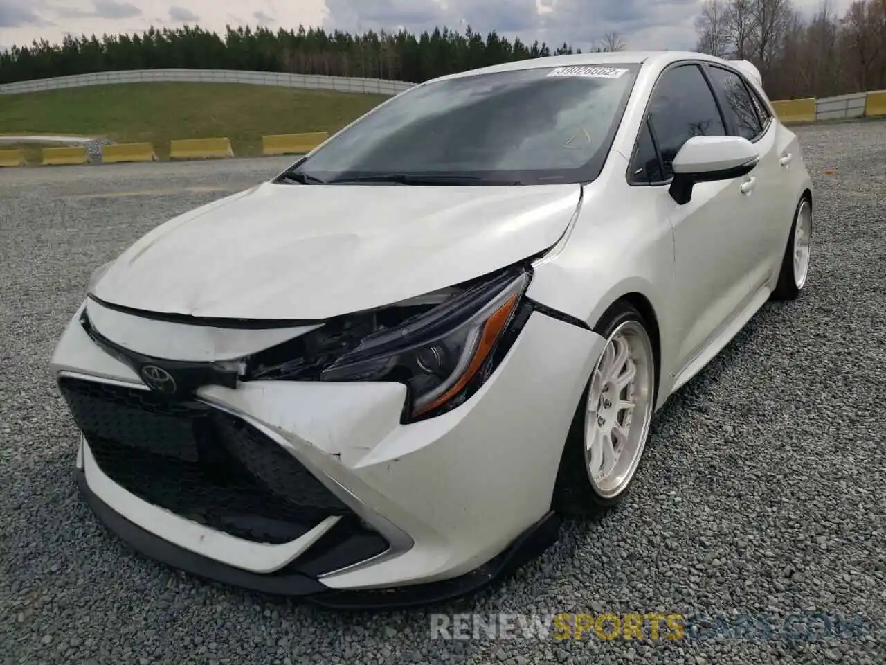 2 Photograph of a damaged car JTNA4RBE2L3097206 TOYOTA COROLLA 2020