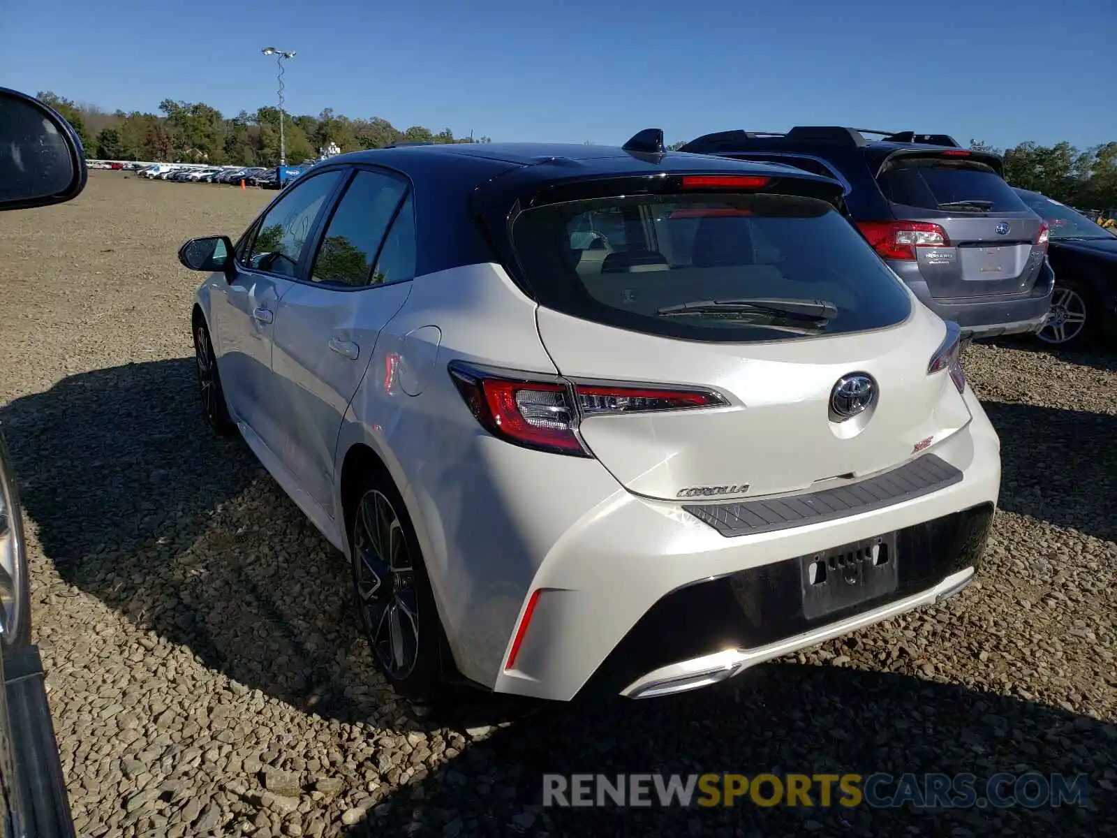 3 Photograph of a damaged car JTNA4RBE4L3085736 TOYOTA COROLLA 2020