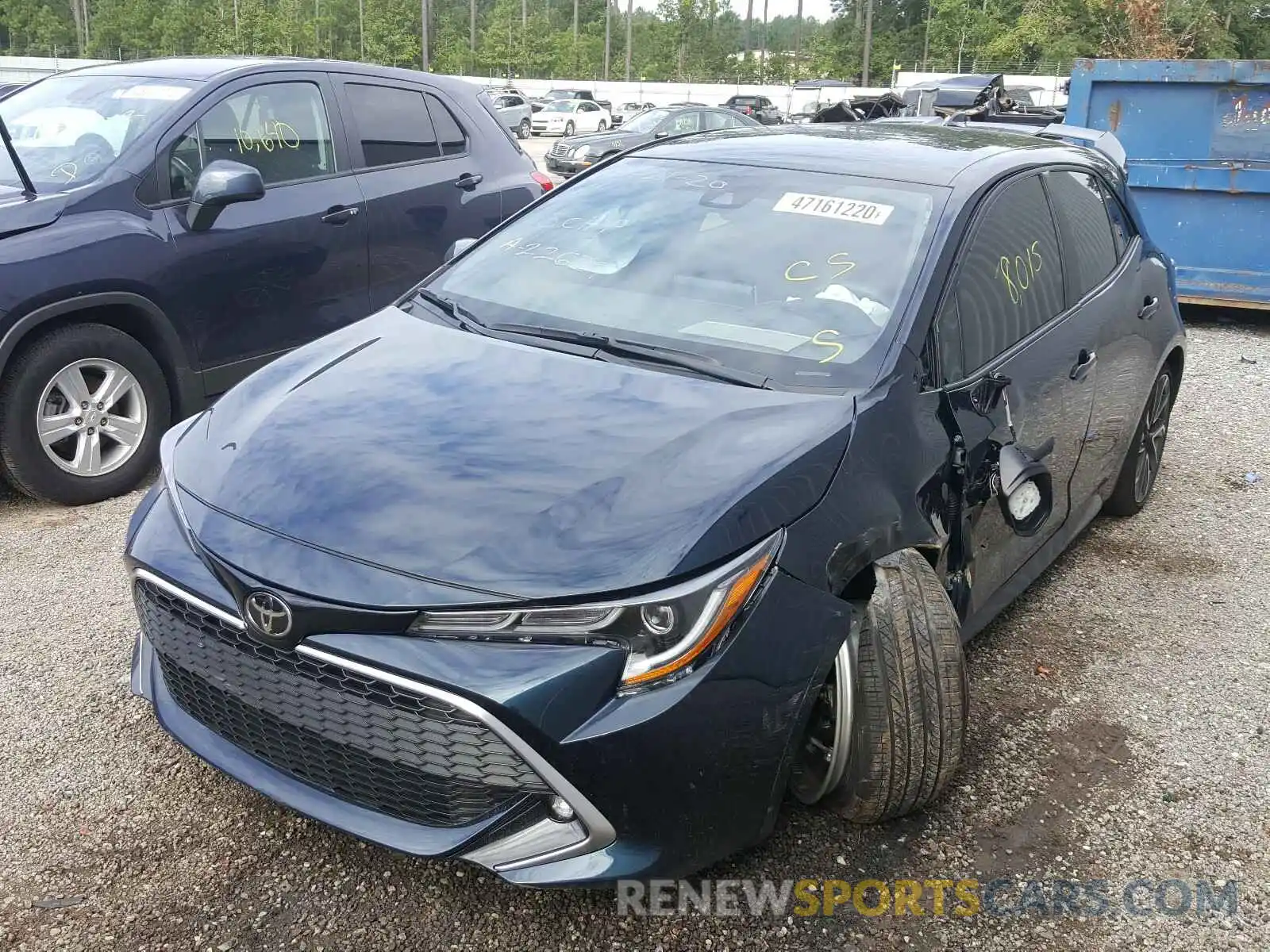 2 Photograph of a damaged car JTNA4RBE5L3084708 TOYOTA COROLLA 2020