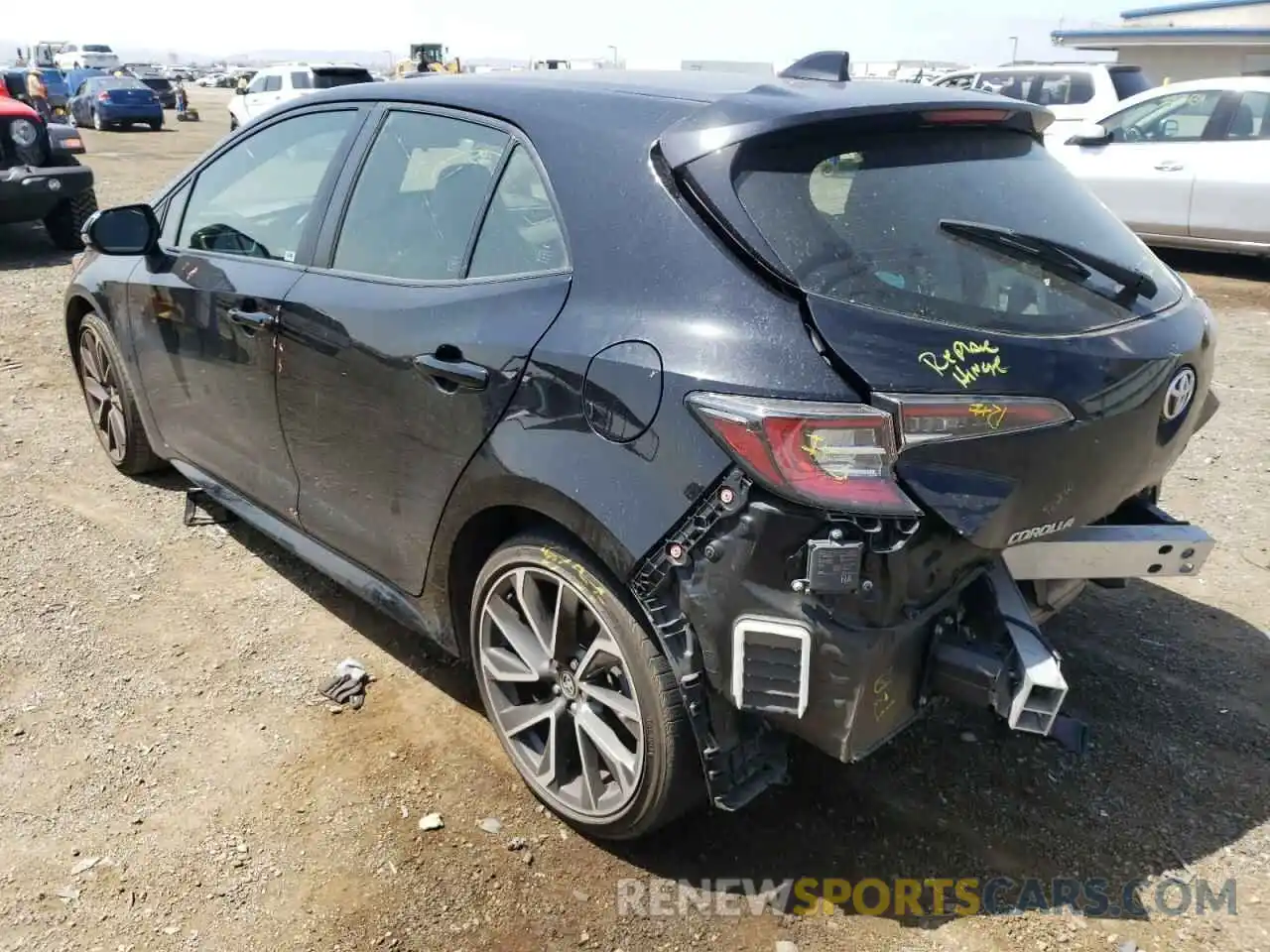 3 Photograph of a damaged car JTNA4RBE6L3086998 TOYOTA COROLLA 2020