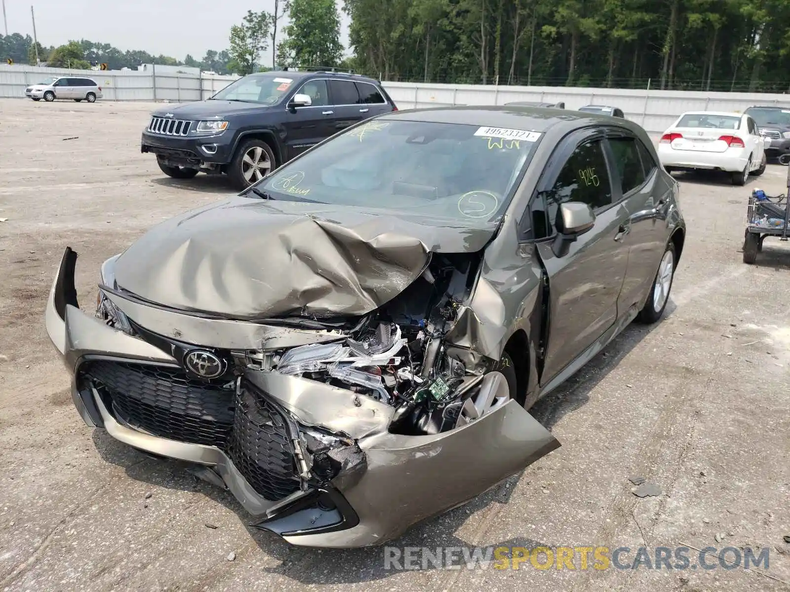 2 Photograph of a damaged car JTNB4RBE2L3084993 TOYOTA COROLLA 2020